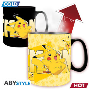 ABYMUGA153.jpg Pokemon hőre változó bögre 460 ml Pikachu
