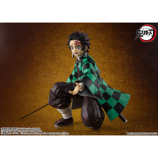 Demon Slayer: Kimetsu no Yaiba – Tanjiro Kamado The Final Battle in the Infinity Castle S.H. Figuarts figura 14 cm