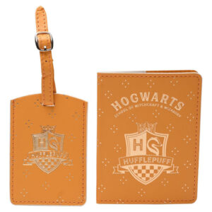 img_455029_04dfab14a94983ecaa3a2170948e7dd8_1.jpg Harry Potter – Hufflepuff passport holder & luggage tag