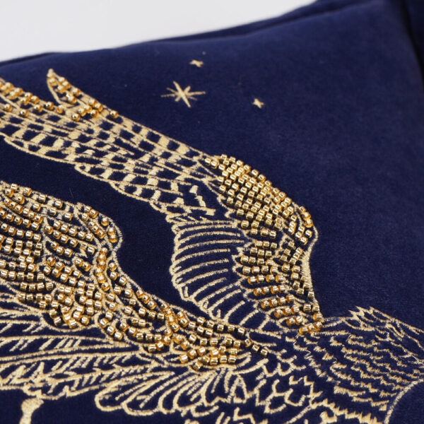 Harry Potter – Buckbeak velvet cushion