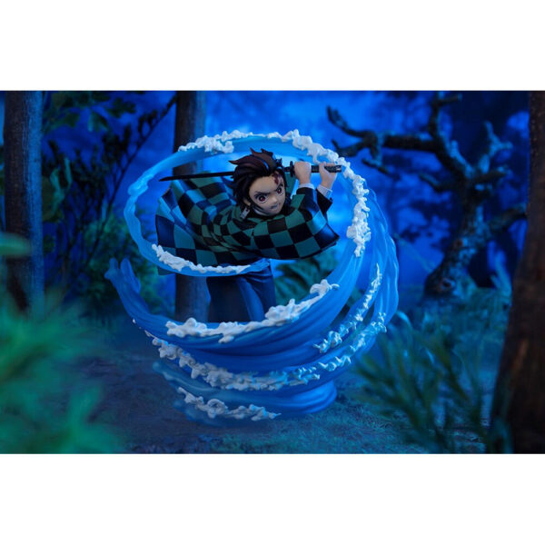 Demon Slayer: Kimetsu no Yaiba – Tanjiro Kamado Water Breathing S.H. Figurarts figura 15 cm